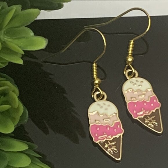 Ice Cream Cone, Ice Cream Earring, Funny Food Earring, Silly Earring, Gift Idea - Picture 1 of 5
